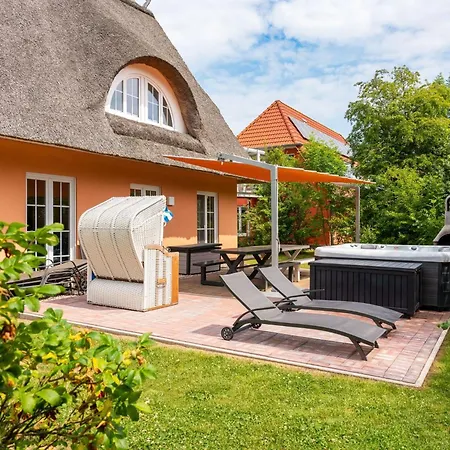 بيت للعطل Reethaus Remy Luxus In By Interhome Beckerwitz
